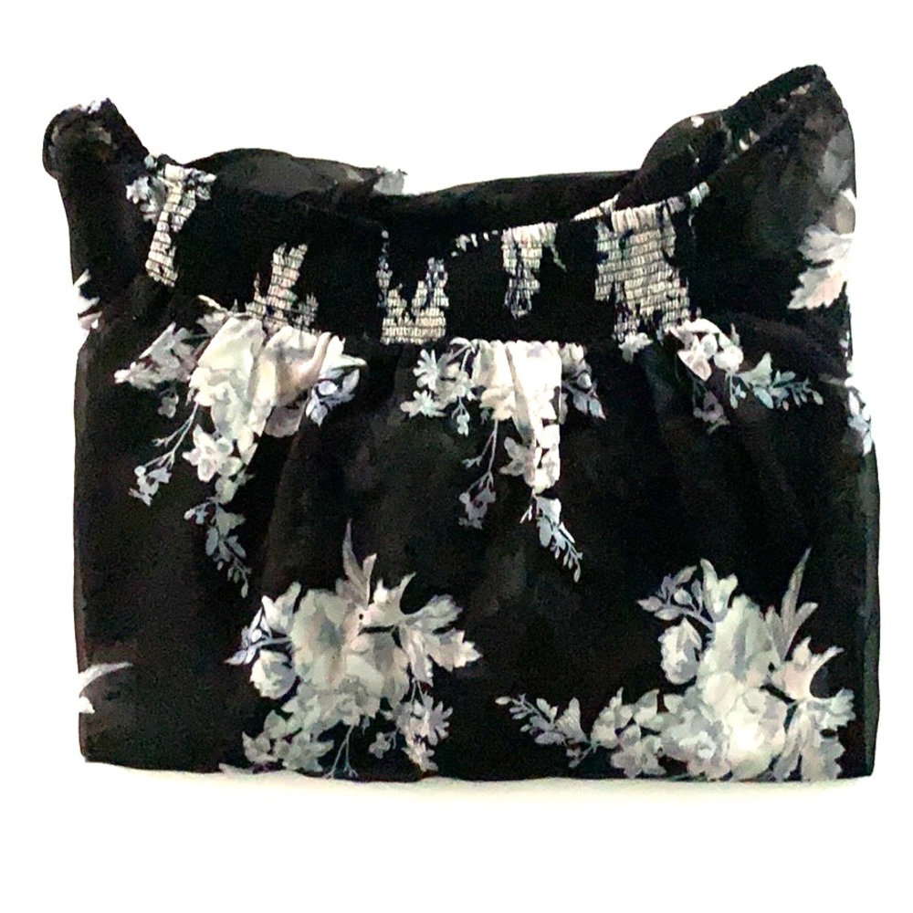Black floral top